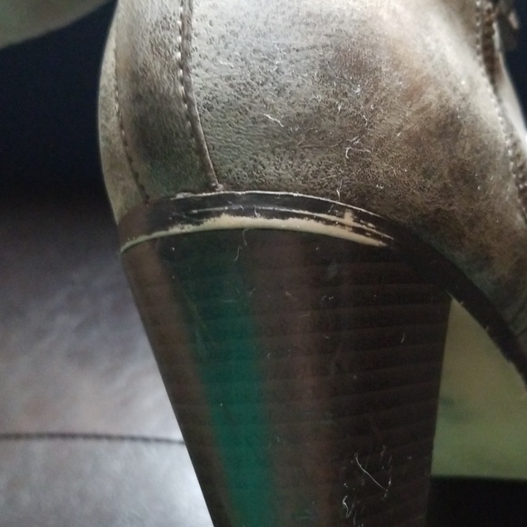 Just Fab distress grey booties - Picture 5 of 6